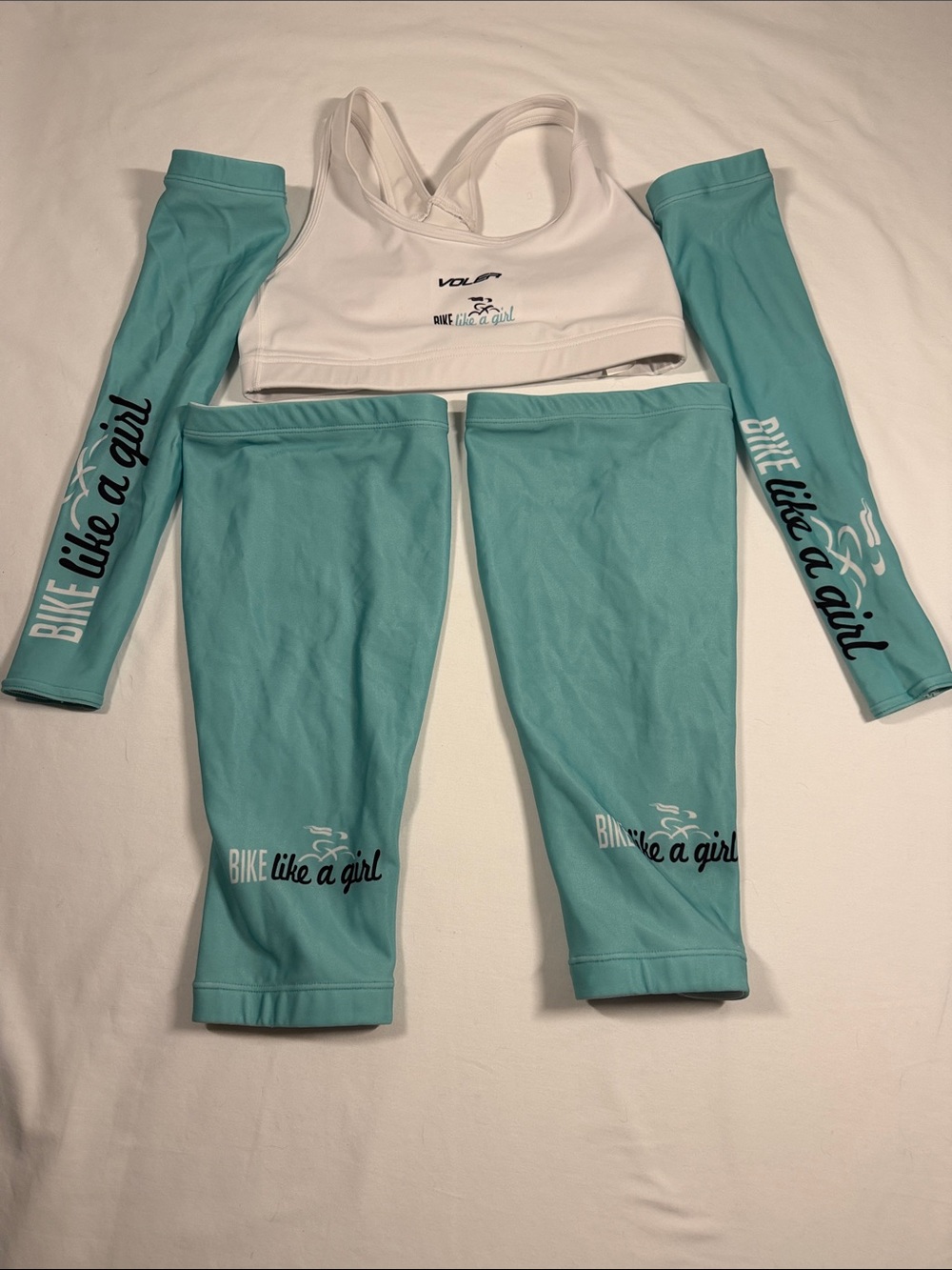 Voler "Bike Like a Girl" Cycle Gear Fleece Knee Warmer, Fleece Sleeves, Bra Set